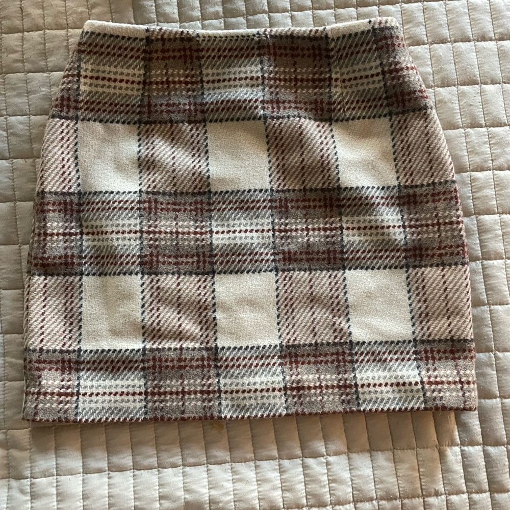 Plaid wool skirt